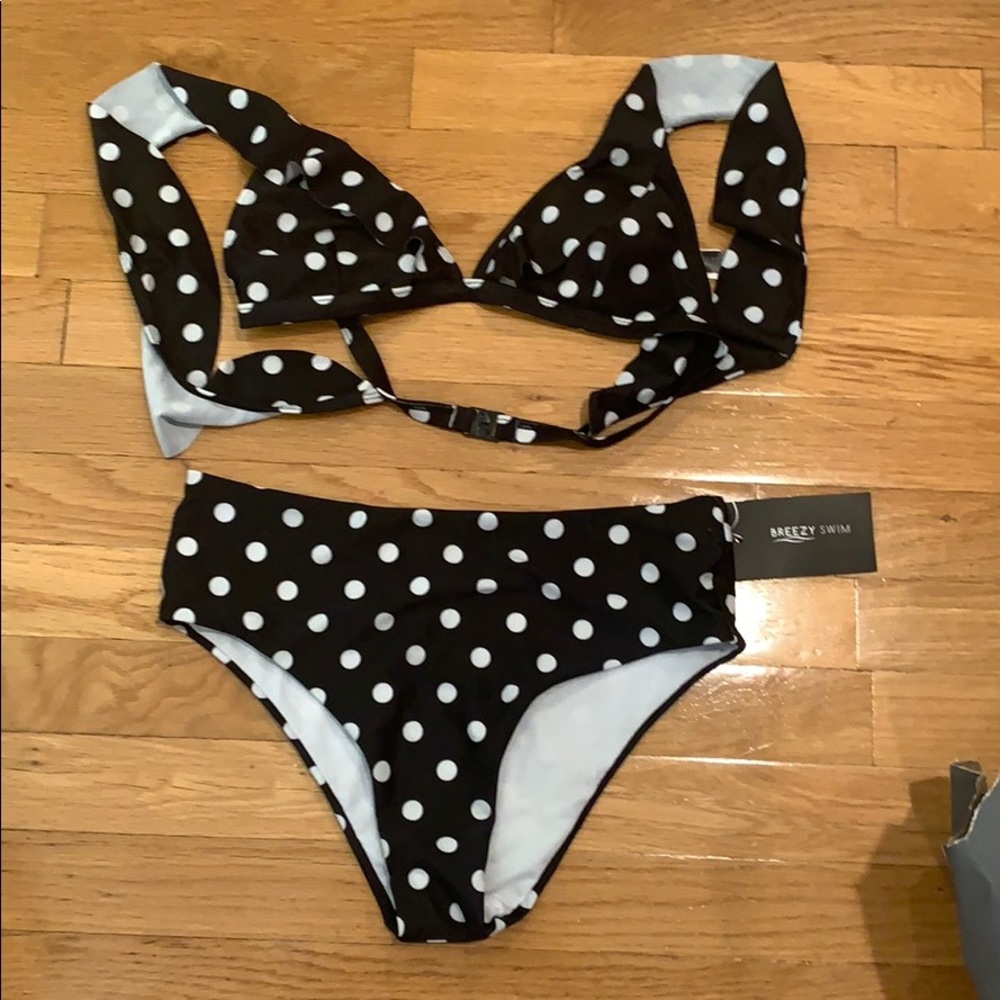 Breezy swimwear NWT black with white polka dots M